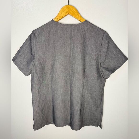 Figs Casma Three-Pocket Scrub Top Graphite | M - Picture 3 of 3